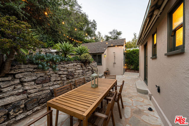 1117 N Avenue 64, Los Angeles CA: https://media.crmls.org/mediaz/eba91ac1-1b21-4157-805e-f72d857c0141.jpg