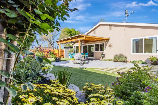 305 Vineyard Drive, San Jose CA: https://media.crmls.org/mediaz/eba93aeb-ec58-4d1c-828b-1f051b63540e.jpg