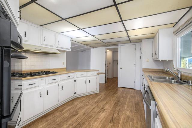 Detail Gallery Image 12 of 46 For 1175 La Moree Dr #7,  San Marcos,  CA 92078 - 2 Beds | 2 Baths