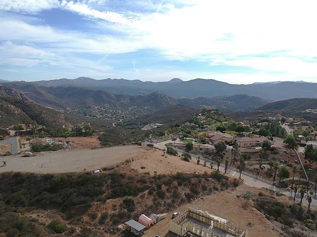 Detail Gallery Image 35 of 45 For 1496 Montana Serena Ct, El Cajon,  CA 92021 - – Beds | – Baths