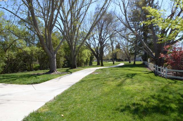 1626 Harlan Dr, Danville CA: https://media.crmls.org/mediaz/ebaadaed-e849-4f5f-9257-8cd48463d894.jpg