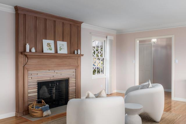 6018 Folsom Drive, La Jolla CA: https://media.crmls.org/mediaz/ebad0ee7-c680-4e79-8528-c2c1700dece7.jpg
