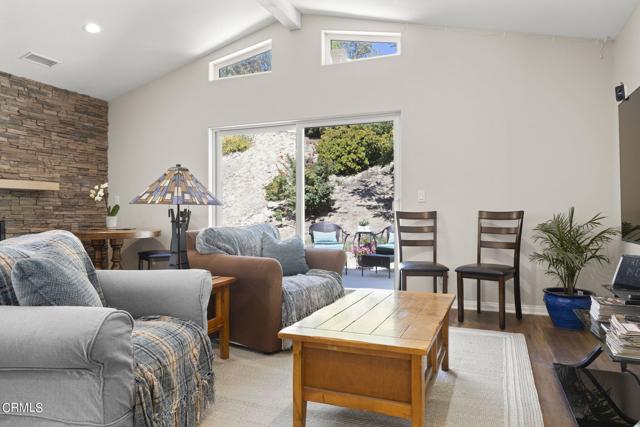 784 Via Arroyo, Ventura CA: https://media.crmls.org/mediaz/ebaf5000-9967-4fd3-8a2f-bc52e13f8695.jpg
