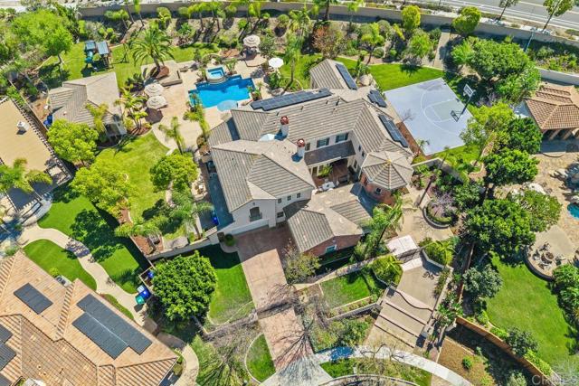 Image 10 of 57 For 15035 Applewood Ct