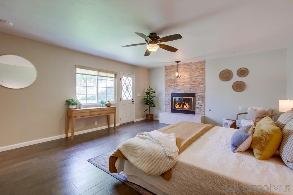 MLS #250035430SD image #21