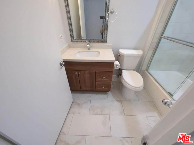 1844 Thayer Avenue, Los Angeles CA: https://media.crmls.org/mediaz/ebb06ed0-b680-46b9-a501-20ac30975722.jpg