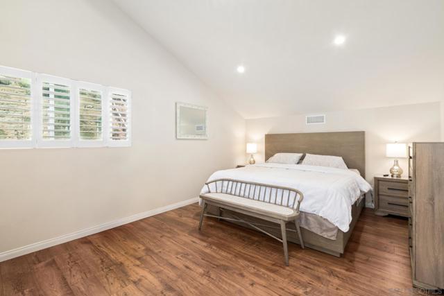 17078 Matinal Rd, San Diego CA: https://media.crmls.org/mediaz/ebb14064-8544-4bed-95dd-aa9e03280234.jpg