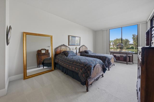 910 Island Drive #206, Rancho Mirage, CA 92270