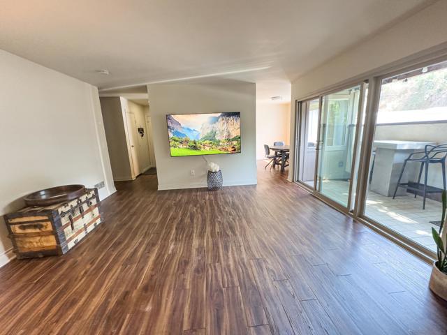 5483 Adobe Falls Rd, San Diego, California 92120, 2 Bedrooms Bedrooms, ,2 BathroomsBathrooms,Condominium,For Sale,Adobe Falls Rd,240021881SD