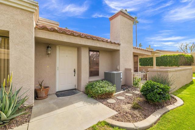 Image 3 of 39 For 41575 Navarre Court