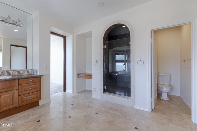 3911 Lilac Canyon Lane, Altadena CA: https://media.crmls.org/mediaz/ebb34d26-863d-47d8-a42d-73ff83d794bd.jpg