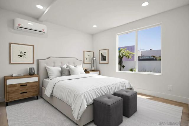 760 Florence St, Imperial Beach CA: https://media.crmls.org/mediaz/ebb4ff10-a6df-4ef2-a9b8-38d813a454f6.jpg