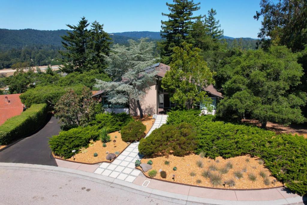 21 Kite Hill Road