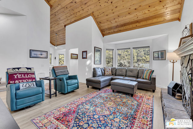 25181 Gail Drive, Idyllwild CA: https://media.crmls.org/mediaz/ebb5d165-33a7-4ca5-ba72-73554239f187.jpg