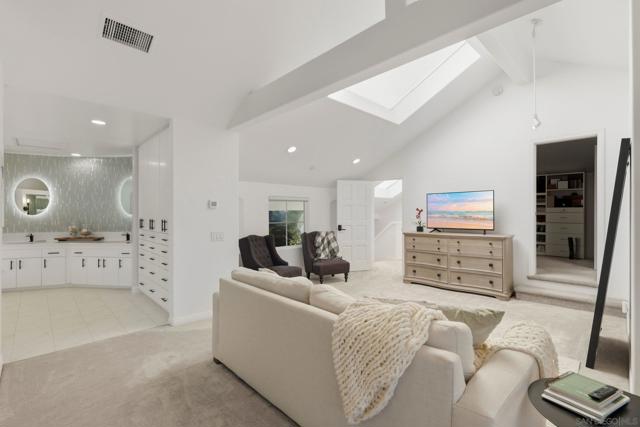 Image 34 of 53 For 13024 Olmeda Court