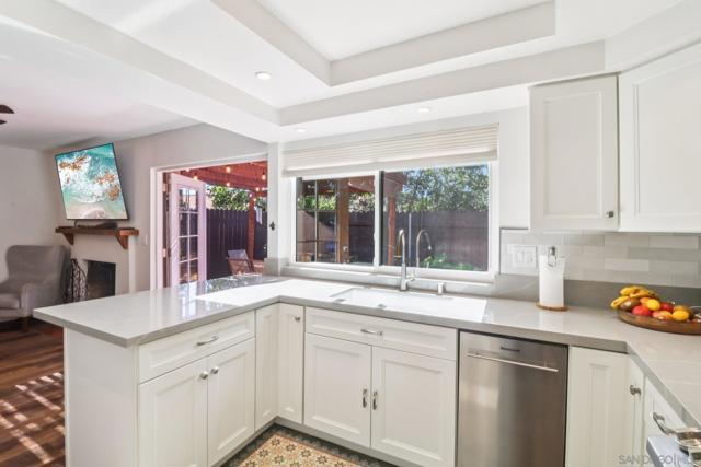 3069 Plaza Natalia, Bonita CA: https://media.crmls.org/mediaz/ebb68634-25d6-46b1-bc58-06d5ea30307f.jpg