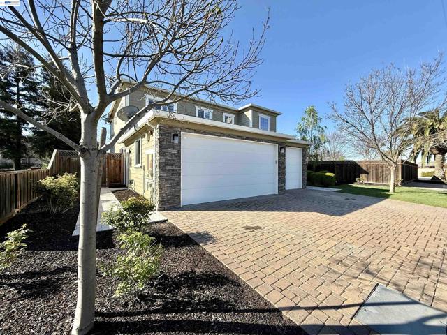 1500 Arroyo Rd, Livermore CA: https://media.crmls.org/mediaz/ebb6b286-231d-4675-9cbe-ecfda180c7be.jpg