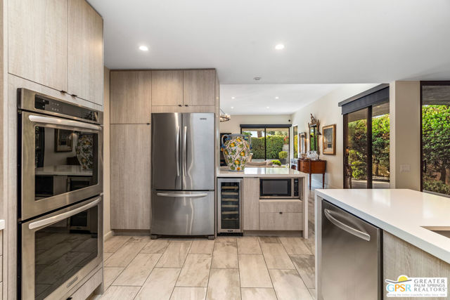 46 Princeton Drive, Rancho Mirage CA: https://media.crmls.org/mediaz/ebb6dfd9-b617-44f2-a6a7-ca4683ef7c69.jpg