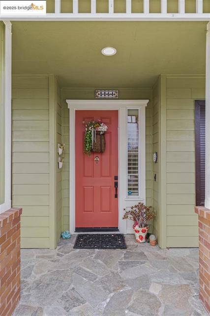 1164 Lexington Way, Livermore CA: https://media.crmls.org/mediaz/ebb7301c-e083-47d6-be45-7afd958b1f12.jpg
