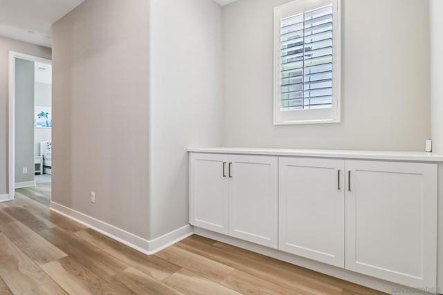 6698 Spartina Ct, Carlsbad CA: https://media.crmls.org/mediaz/ebb76f30-7198-4238-804d-a6ce943d88ab.jpg