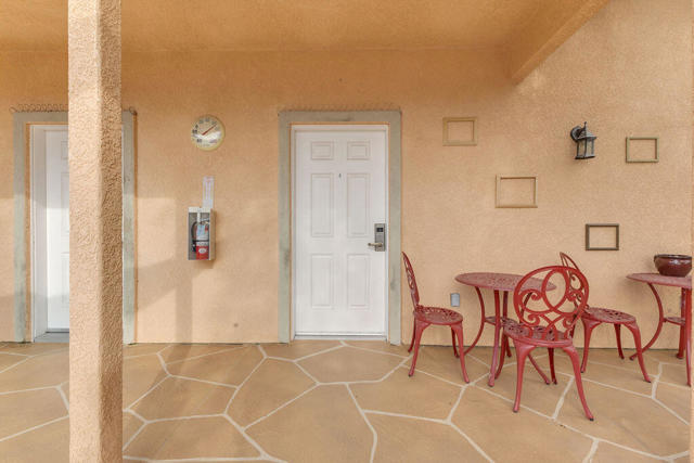 12622 Miracle Hill Road, Desert Hot Springs CA: https://media.crmls.org/mediaz/ebb7eb62-df00-4030-a095-0cd68765b67b.jpg