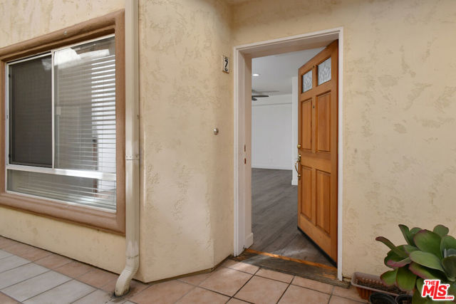 8800 Etiwanda Avenue, 7 photo 5