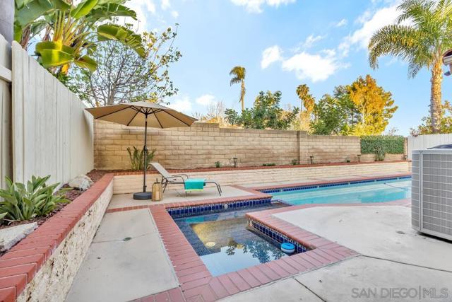 1956 Casablanca Ct, Vista CA: https://media.crmls.org/mediaz/ebb9b1a7-5090-4f87-b4de-effd53d4b458.jpg