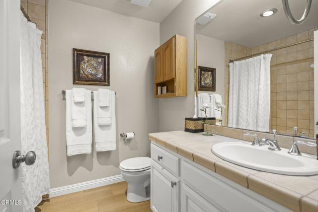 Detail Gallery Image 22 of 38 For 2036 Birchdale Ct, Thousand Oaks,  CA 91362 - 2 Beds | 2 Baths