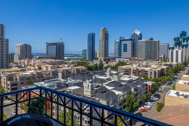 500 W Harbor Drive, San Diego CA: https://media.crmls.org/mediaz/ebbae932-4c78-4f9a-b763-134dc4e3761d.jpg