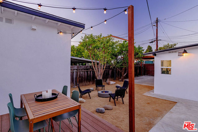 219 Joy Street, Los Angeles CA: https://media.crmls.org/mediaz/ebbb25e3-9df3-42dd-8c82-441b452554a6.jpg