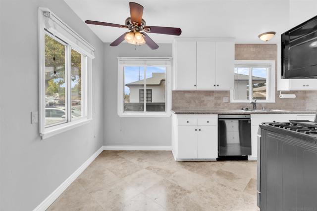 3921 Juniper St, San Diego CA: https://media.crmls.org/mediaz/ebbc0f40-b992-4c02-a271-ed67426d60f5.jpg