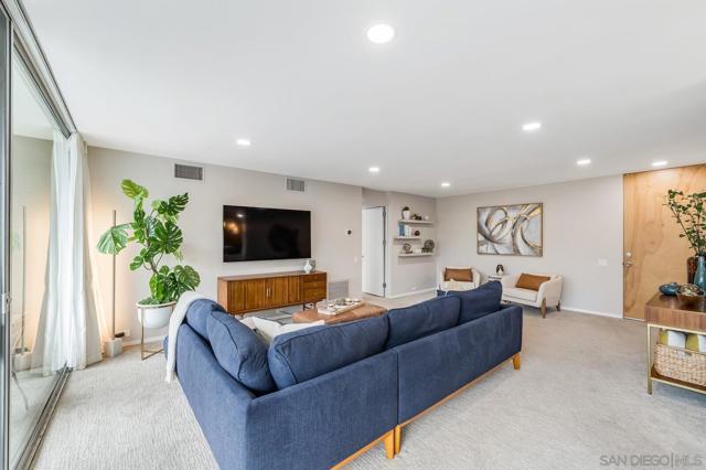 3200 6th Avenue, San Diego CA: https://media.crmls.org/mediaz/ebbc8db4-84cd-4ce4-9c6e-4aed4ef57b77.jpg
