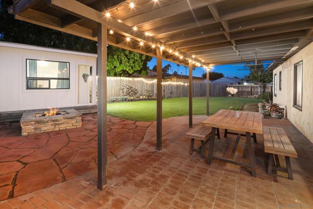 4407 Dakota Drive, San Diego CA: https://media.crmls.org/mediaz/ebbd6ed1-72f5-48a3-9257-c04af4f1a700.jpg