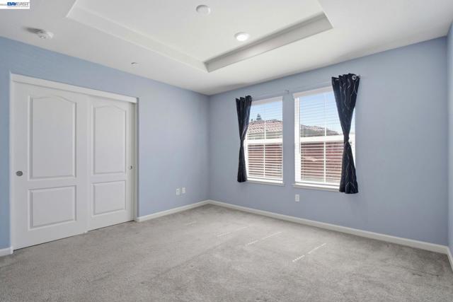 Image 22 of 47 For 102 Fanuncio Ln