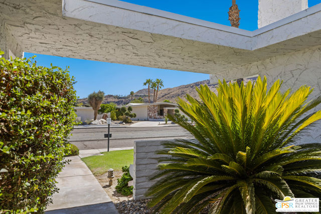 2181 S Toledo Avenue, Palm Springs, CA 92264