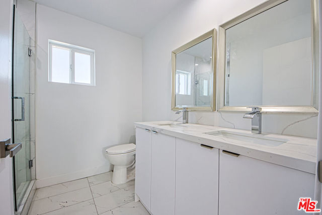 954 N Kingsley Drive, Los Angeles CA: https://media.crmls.org/mediaz/ebc086be-eef8-47fa-a8de-5bdd85627841.jpg