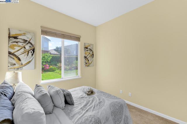 436 Wood Glen Dr, Richmond CA: https://media.crmls.org/mediaz/ebc12a77-5fa6-421e-ad34-57973b39b2f8.jpg