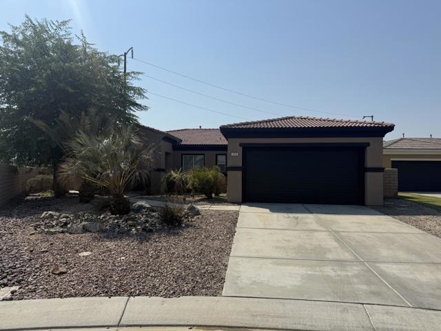103 Romanza Lane, Palm Desert CA: https://media.crmls.org/mediaz/ebc1fcbd-54cd-45d7-a3d0-ca24f597ffff.jpg