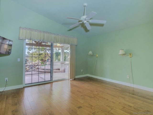 2338 LARKSPUR DR, Alpine CA: https://media.crmls.org/mediaz/ebc2980c-1bad-4c99-988f-9b237f02fa53.jpg