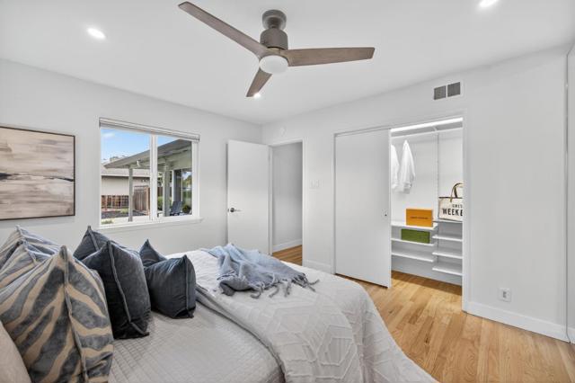 866 Stonehurst Way, Campbell CA: https://media.crmls.org/mediaz/ebc3127c-73cd-481a-a371-61ca5b4c3952.jpg