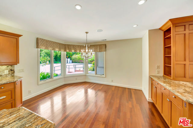 1100 Rodeo Road, Arcadia CA: https://media.crmls.org/mediaz/ebc33d2d-92ef-4833-a035-8df50d03e344.jpg