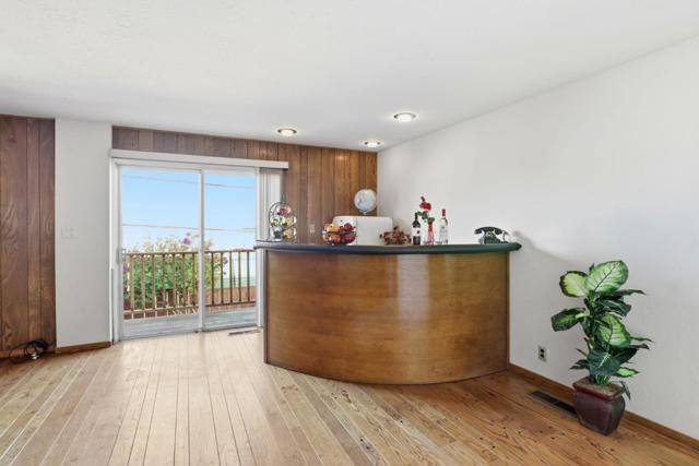 24 Westmont Drive, Daly City CA: https://media.crmls.org/mediaz/ebc350ce-104b-41fb-9bec-11659a9ae2a4.jpg