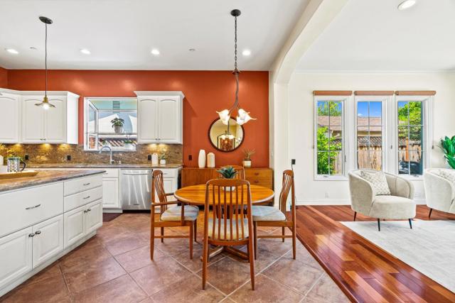 34150 Cartwright Place, Fremont CA: https://media.crmls.org/mediaz/ebc38442-6d8b-4593-b101-76efbcc72236.jpg