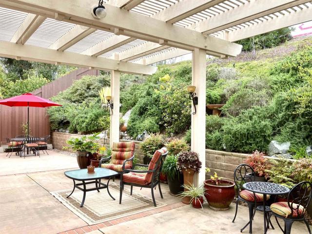Detail Gallery Image 24 of 51 For 5447 Por Techo Ct, San Diego,  CA 92124 - 6 Beds | 3 Baths