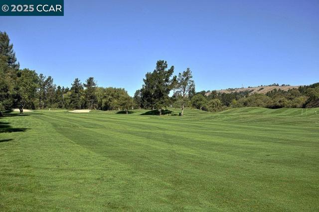 1716 Saint Andrews Drive, Moraga CA: https://media.crmls.org/mediaz/ebc48961-edcc-4a44-a74e-d4b2b51b23ed.jpg
