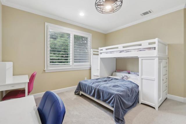 Image 21 of 37 For 1078 Valentine Court
