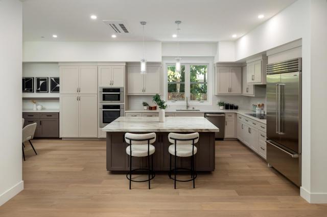 195 N 3rd Street, Campbell CA: https://media.crmls.org/mediaz/ebc5477b-b1bf-4549-8c83-d0729b42374f.jpg