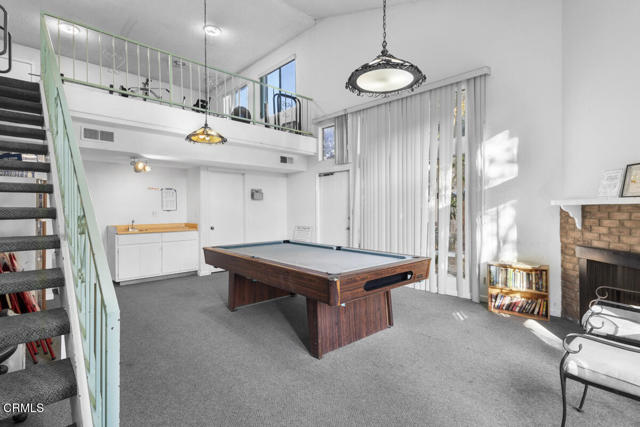 Detail Gallery Image 25 of 31 For 13561 Valerio St a,  Van Nuys,  CA 91405 - 3 Beds | 3 Baths