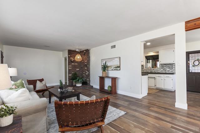 1167 Peutz Valley Rd, Alpine CA: https://media.crmls.org/mediaz/ebc6641b-85cf-4d17-a870-9860ab121b5a.jpg