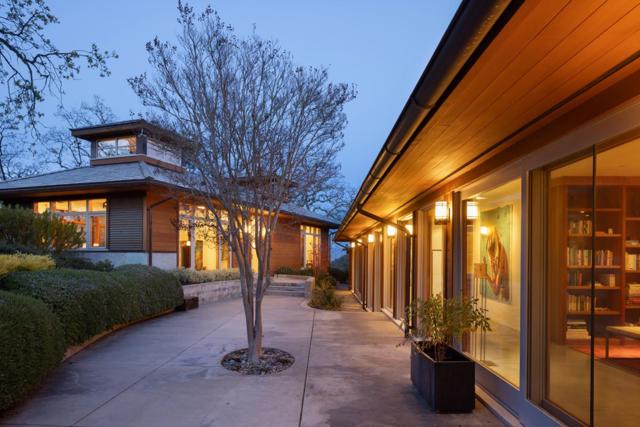 18 Touche, Carmel CA: https://media.crmls.org/mediaz/ebc6b36a-b00a-44dc-bcb8-29583c2ea59b.jpg